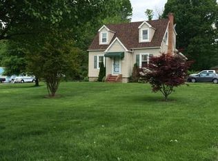 1810 Middleborough Rd, Baltimore, MD 21221