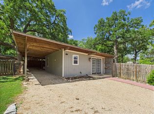 319 W Park St, Fredericksburg, TX 78624