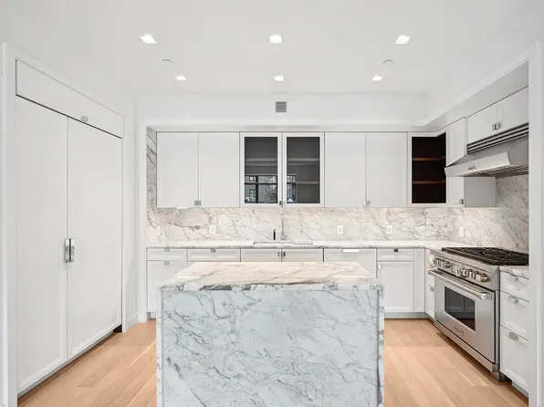 269 West 87th Street image 4 of 20