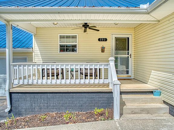 5th image of 591 Shady Oak Dr