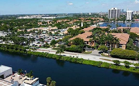 3rd image of 3675 N Country Club Dr #A18