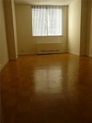 Rented by R New York | media 25