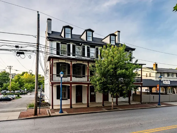 37 Bridge St, Phoenixville, PA