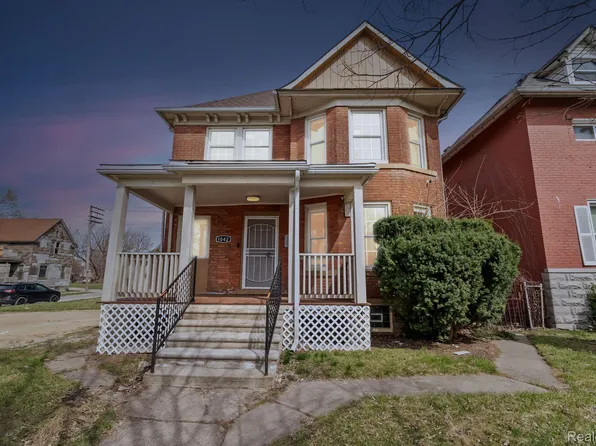 1042 Campbell St, Detroit, MI 48209