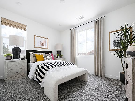 Oak at Shady View by Trumark Homes Residence 1 Chino Hills, CA