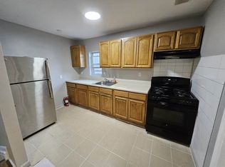 369 E 194th St FLOOR 2, Bronx, NY 10458