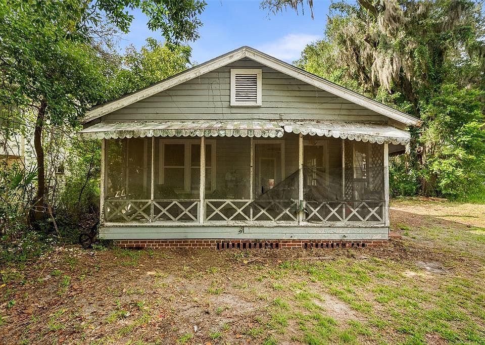 1st image of 512 NW 9TH AVENUE