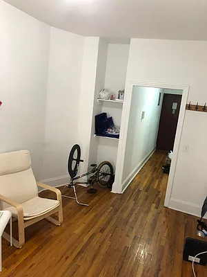 Rented by CNYC Apartments | media 37