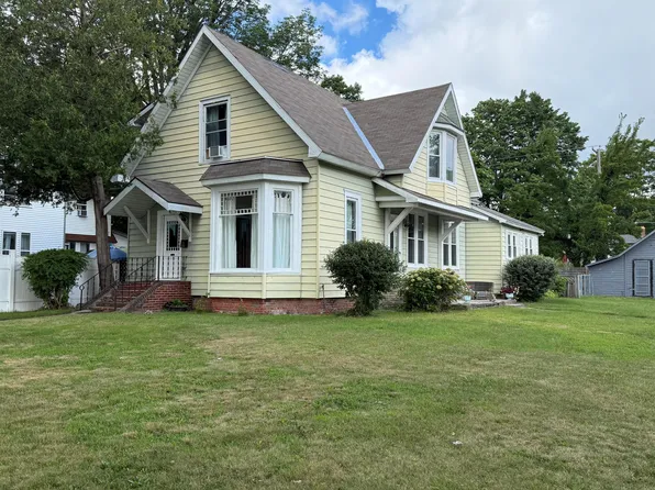 409 E Filer St, Ludington, MI 49431