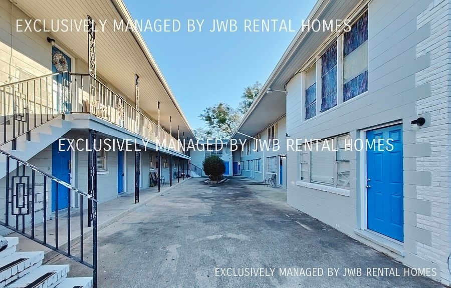 1st image of 1029 Caliente Dr #6D
