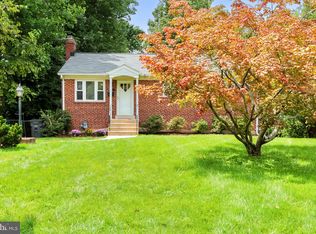 3250 Brandy Ct, Falls Church, VA 22042