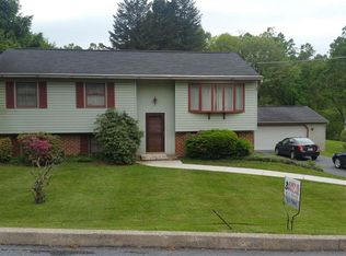 665 S 60th St, Harrisburg, PA 17111
