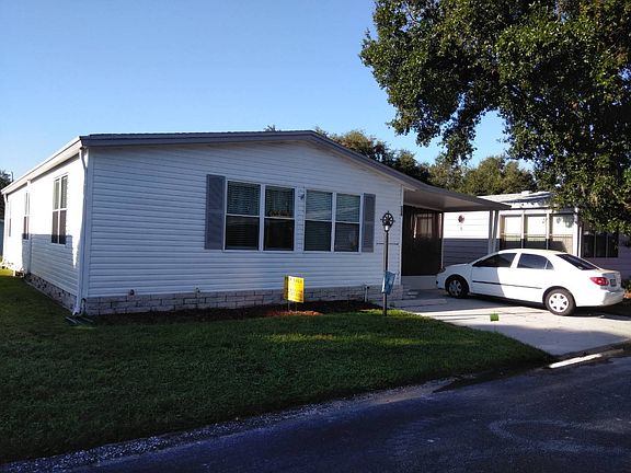 2nd image of 220 Taho Cir