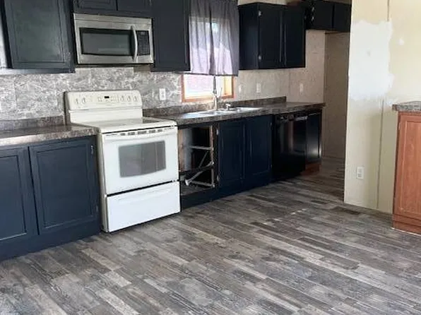 1609 91/2 Saint N, Wahpeton, ND 58075