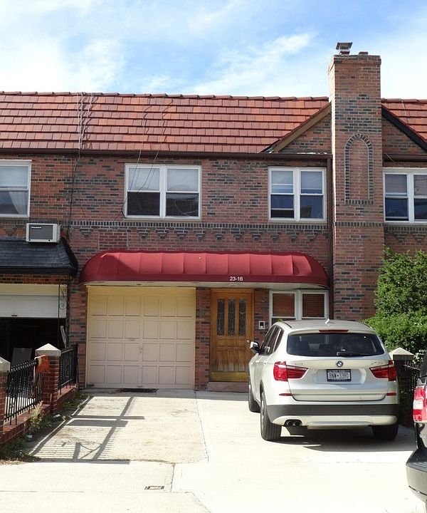 2nd image of 2316 35th St
