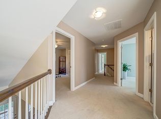 23026 Fowlers Mill Cir, Ashburn, VA 20147