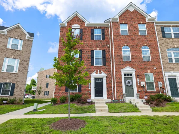 707 Sky Bridge Dr, Upper Marlboro, MD 20774