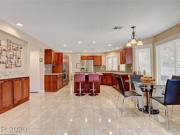 4th image of 8805 Bologna Dr
