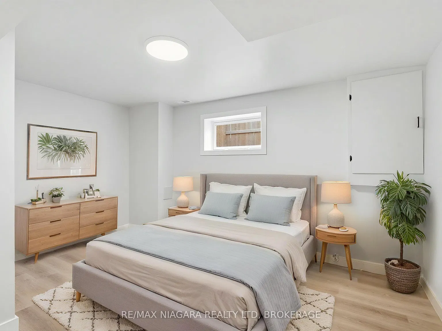 2 bed, $1,650 — Photo 3