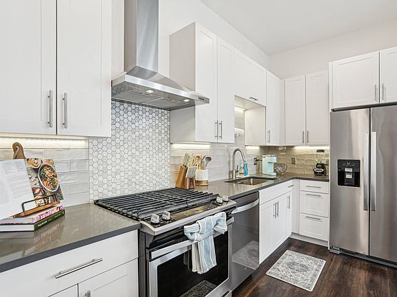 4th image of 350 Beal St #1124