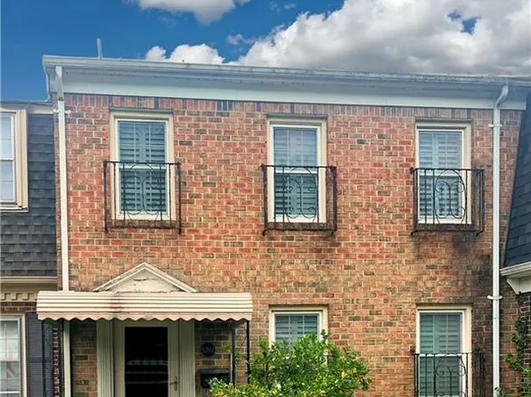 5202 Forestdale Dr, Portsmouth, VA 23703