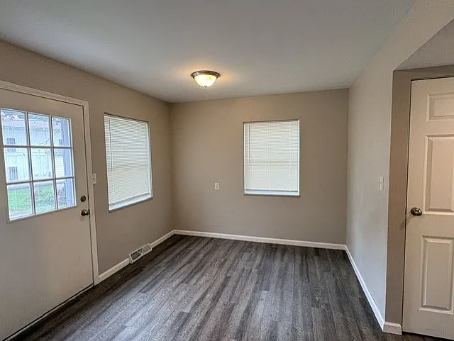 4508 S Park Dr — Photo 5
