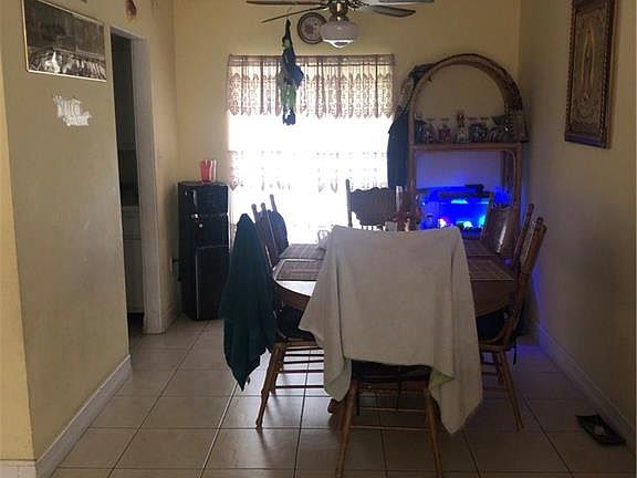 3rd image of 1830 Maravilla Ave APT 504