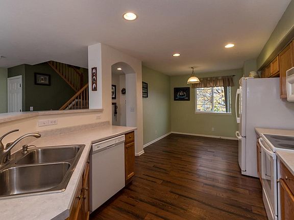 3rd image of 2996 E 108th Dr