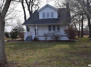 2325 Mound Rd, Jacksonville, IL 62650