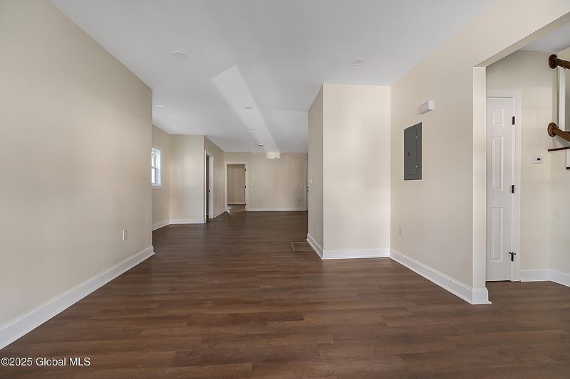 5th image of 213 8th Avenue