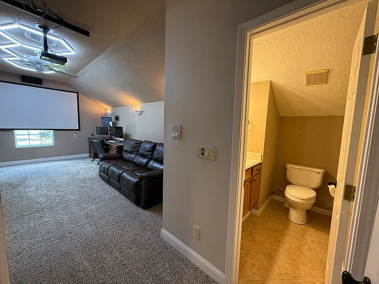 3040 Gerona Dr W — Photo 33