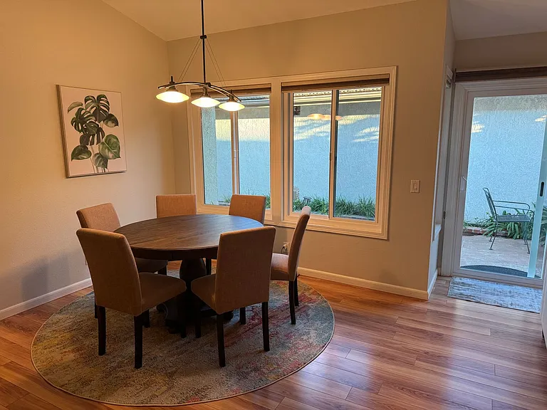 197 La Veta Dr — Photo 5