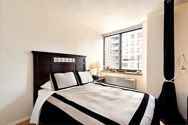 Rented by Sterling Holdings | media 1