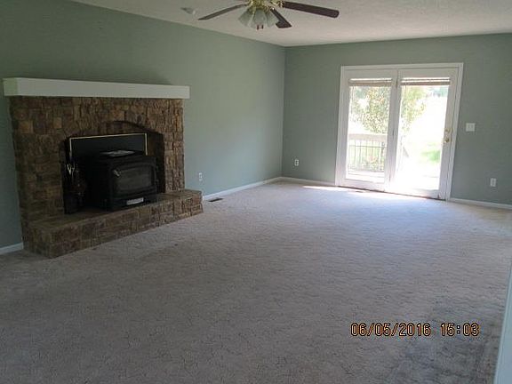 2nd image of 25419 Lone Pine Dr