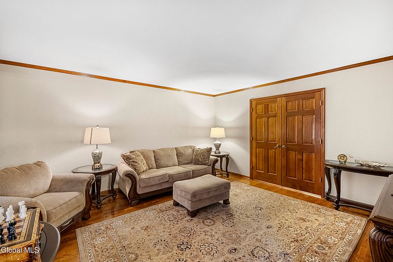 5th image of 16 Innisbrook Drive