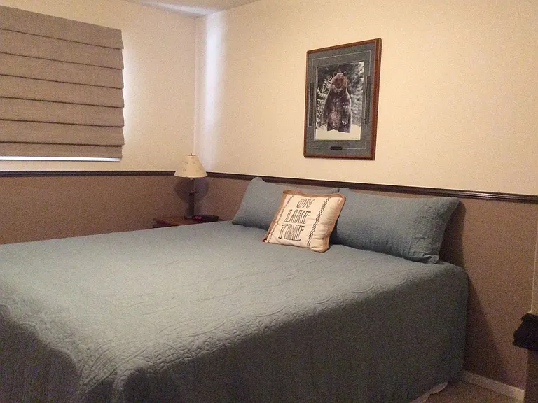 4815 Golden Springs Dr — Photo 18