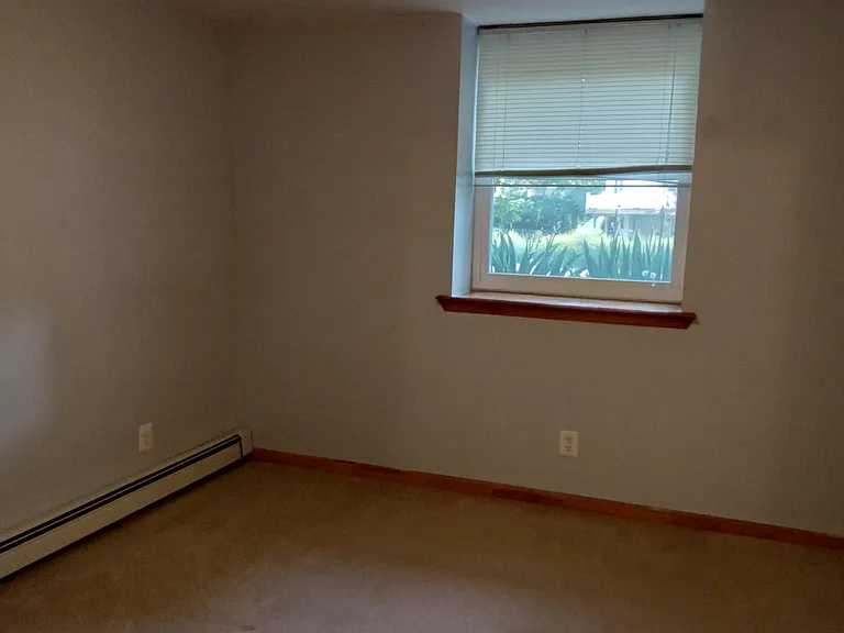 5 Jane Ct — Photo 8