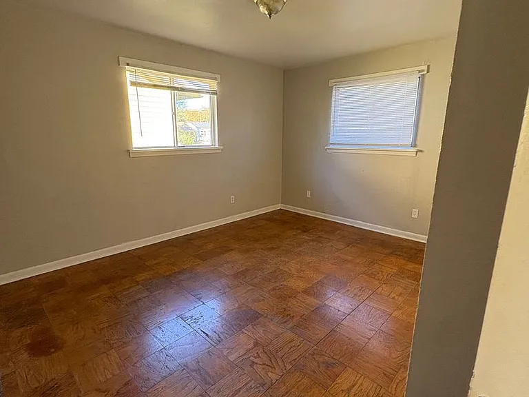 8408 David Dr — Photo 10