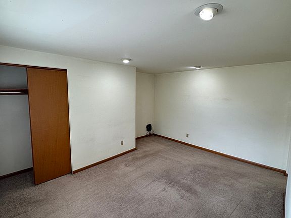 4th image of 228 Boggs Ave APT 3