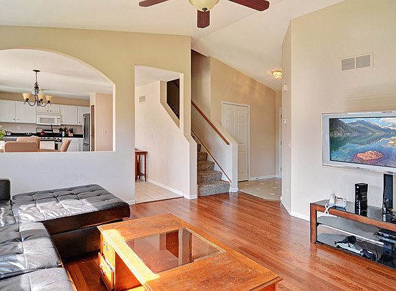 5th image of 2106 Ashbrook Ct