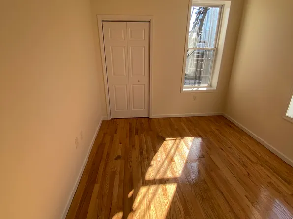 222 Van Horne Street image 5 of 11