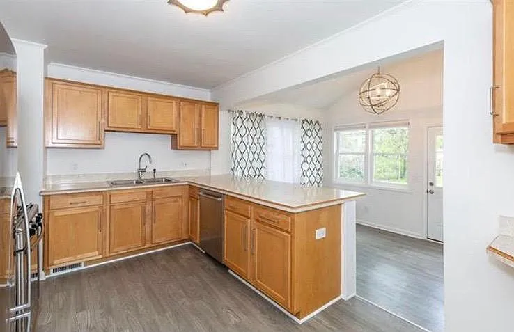 Open Kitchen