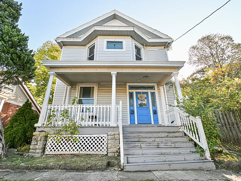 962 Hawthorne Ave #2 — Photo 1