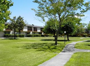 1060 Eleanor Ave, Rohnert Park, CA 94928