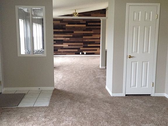 3rd image of 5346 Irving Blvd