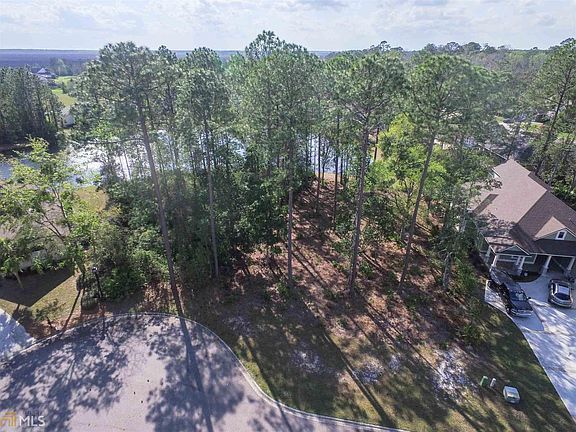 4th image of 704 Curlew Ct S #431