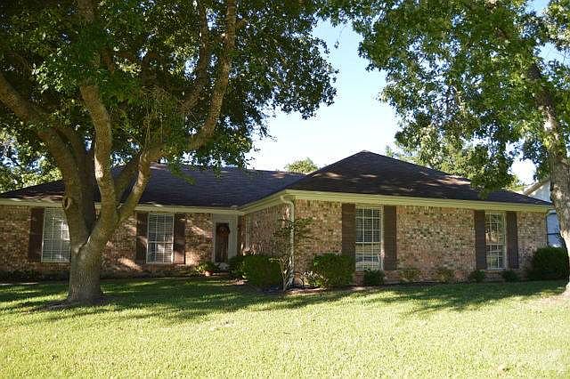 409 Ulster Dr
