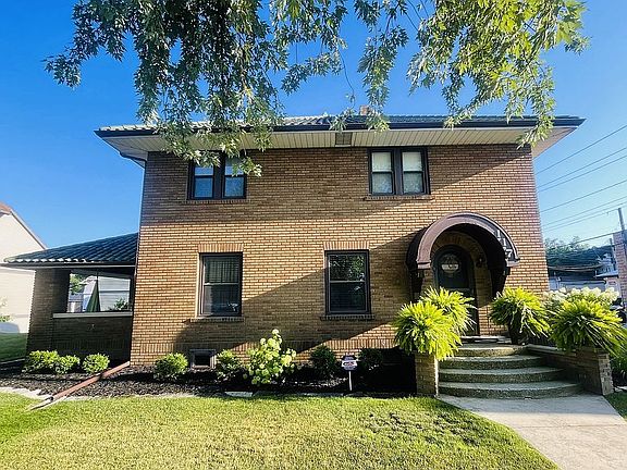 3rd image of 117 E Waterford St