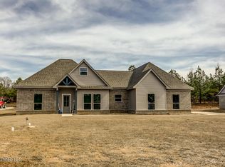 127 Deerfield Trce, Coldwater, MS 38618