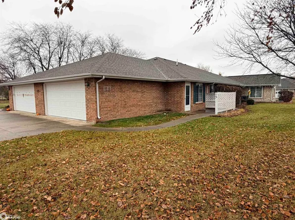 1701D Linden Dr, Fairfield, IA 52556